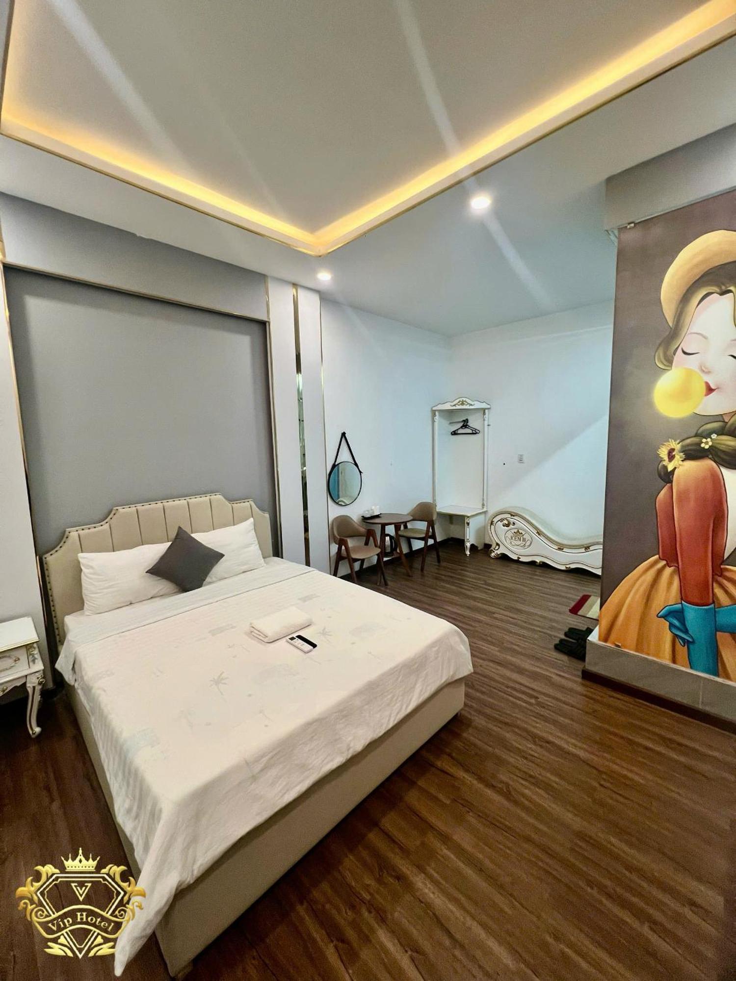 Khách sạn Vip *